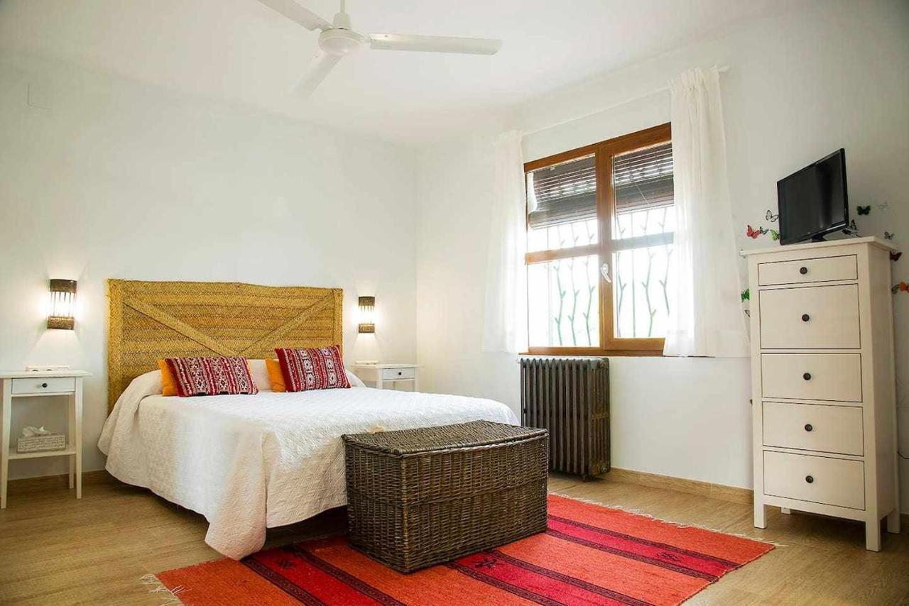 B&B Masia Aitona Vall d'Alba Экстерьер фото